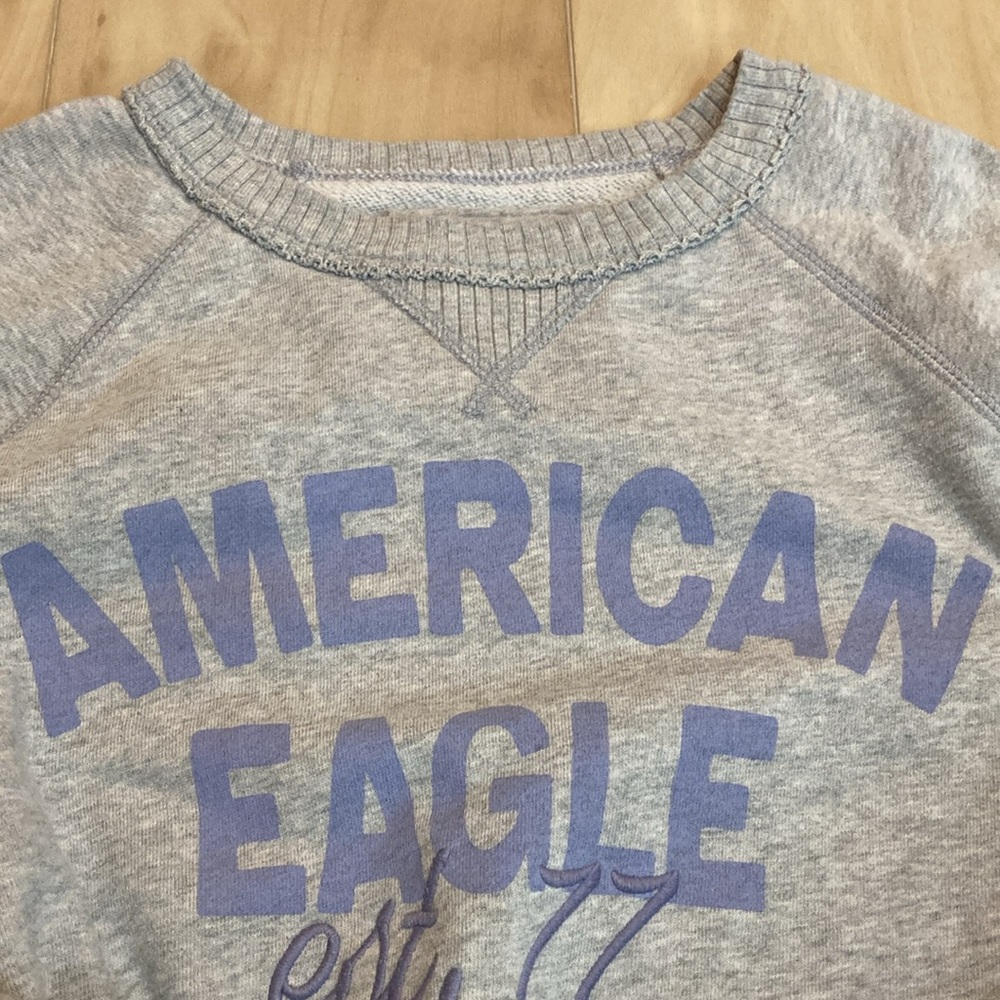 AE sweater - Picture 2 of 10